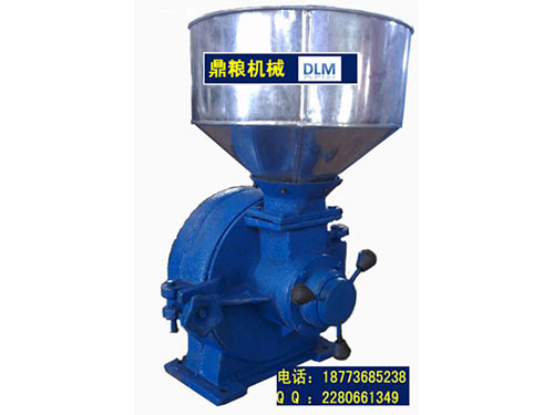 30型磨片式粉碎機(jī)、磨粉機(jī)磨粉機(jī)，磨片式，產(chǎn)量達(dá)1000公斤時(shí),粗細(xì)可調(diào)